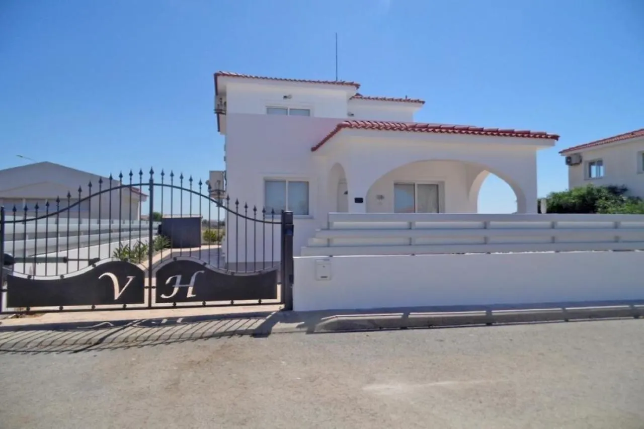 Villa Harsha Ayia Napa